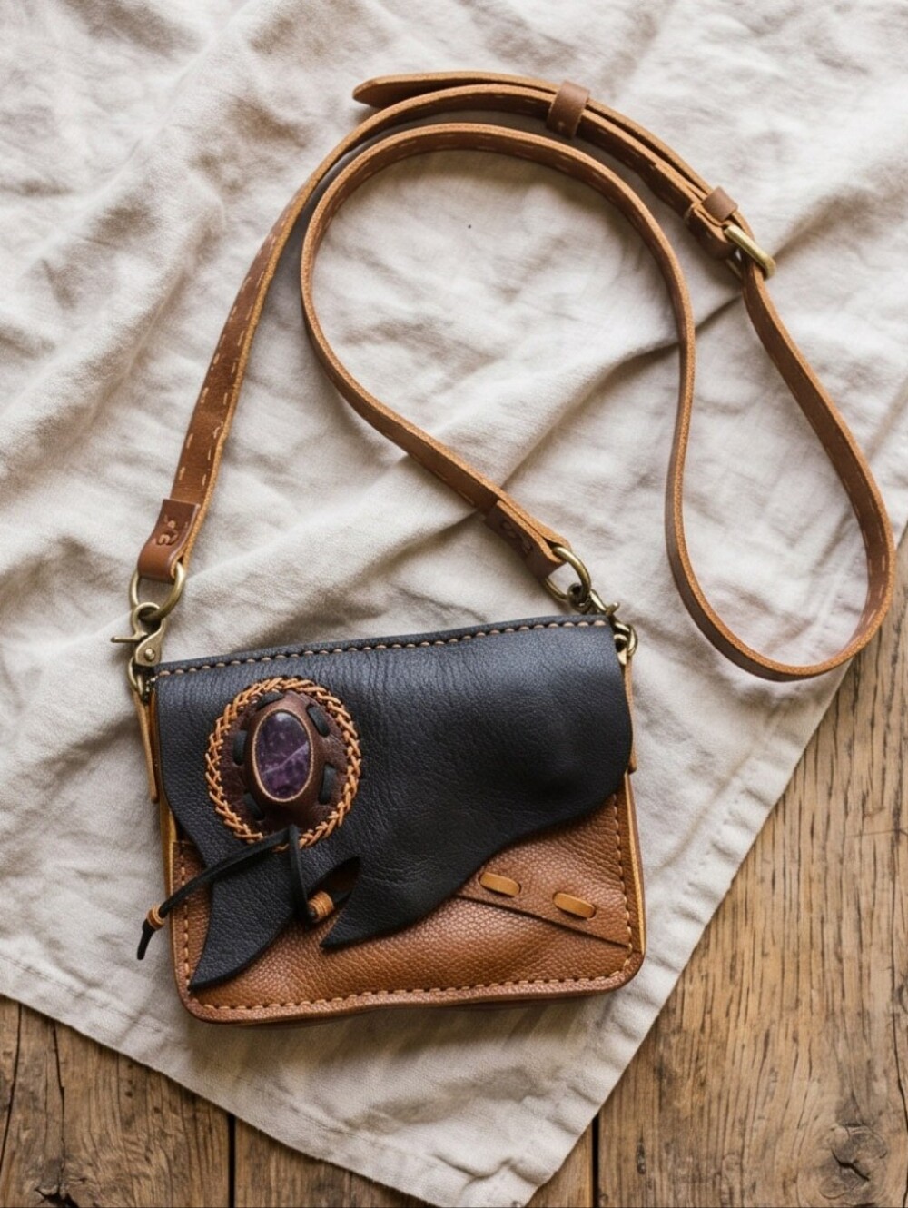 Handcrafted Two-Tone Leather Crossbody Bag in Black & Tan